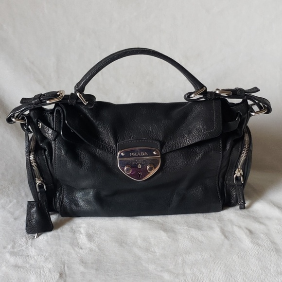 Prada Handbags - PRADA Vittello Calf Leather Shoulder Purse Black